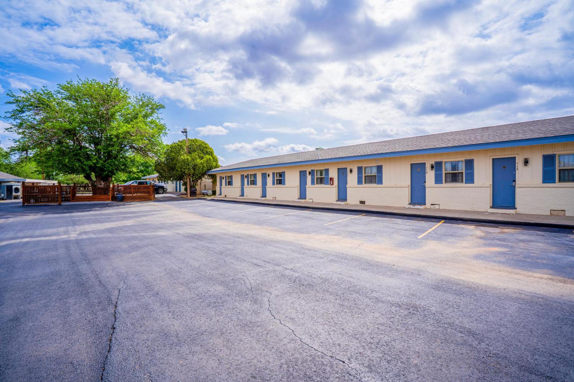 Purple Sage By Oyo Snyder Tx Exterior foto